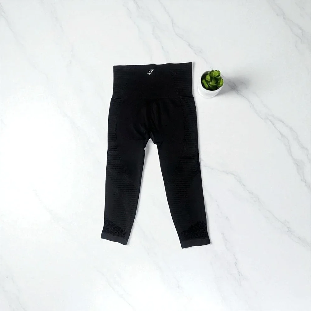 Gymshark Cropped Leggings Black High Waisted Workout Gym Activewear Size 4‎